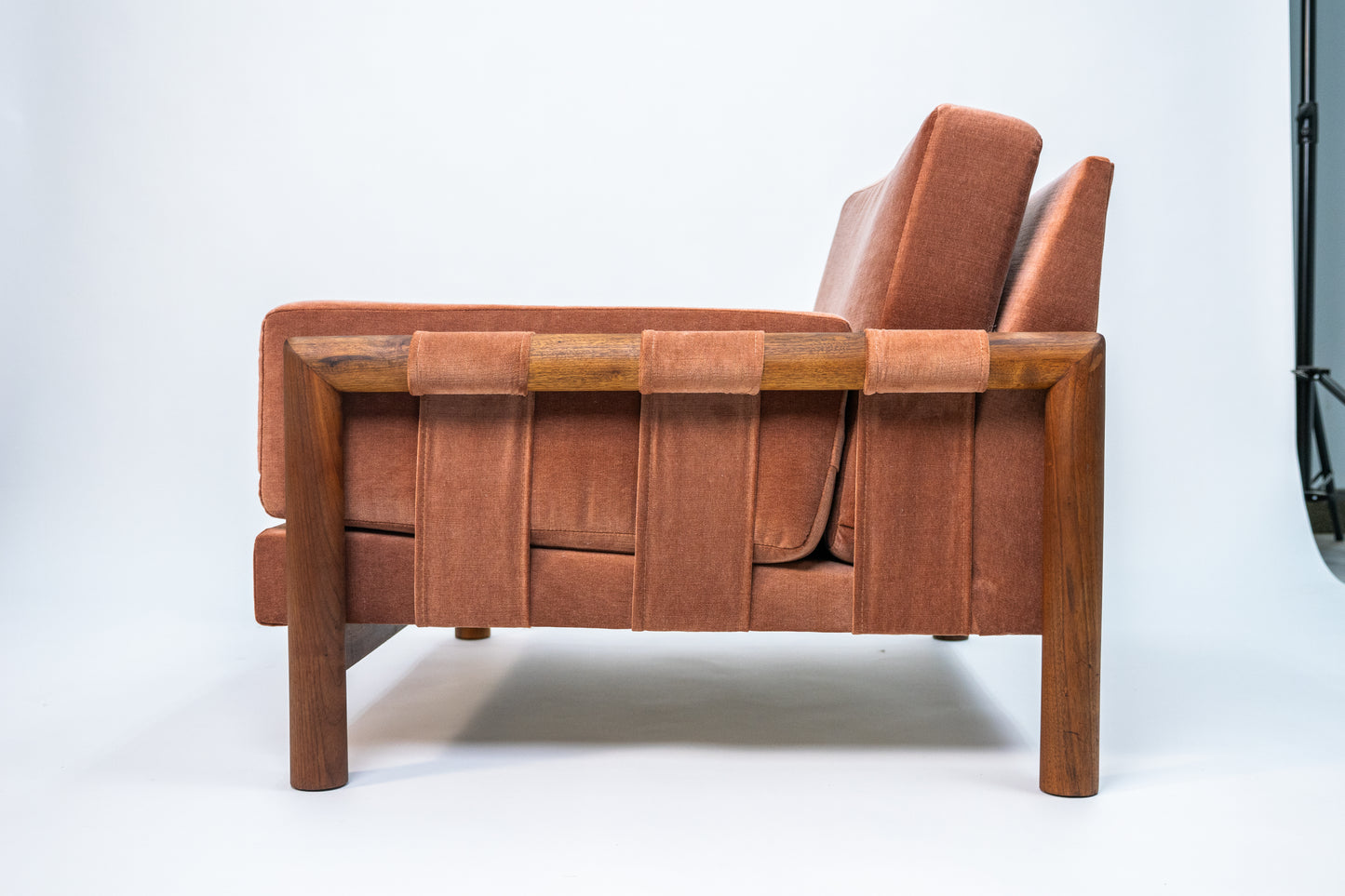 The Lydia Chair - Classic Mid-century